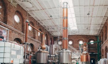 Copper Rivet dstillery inside 